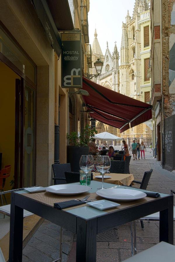 Hostal Albany León Buitenkant foto