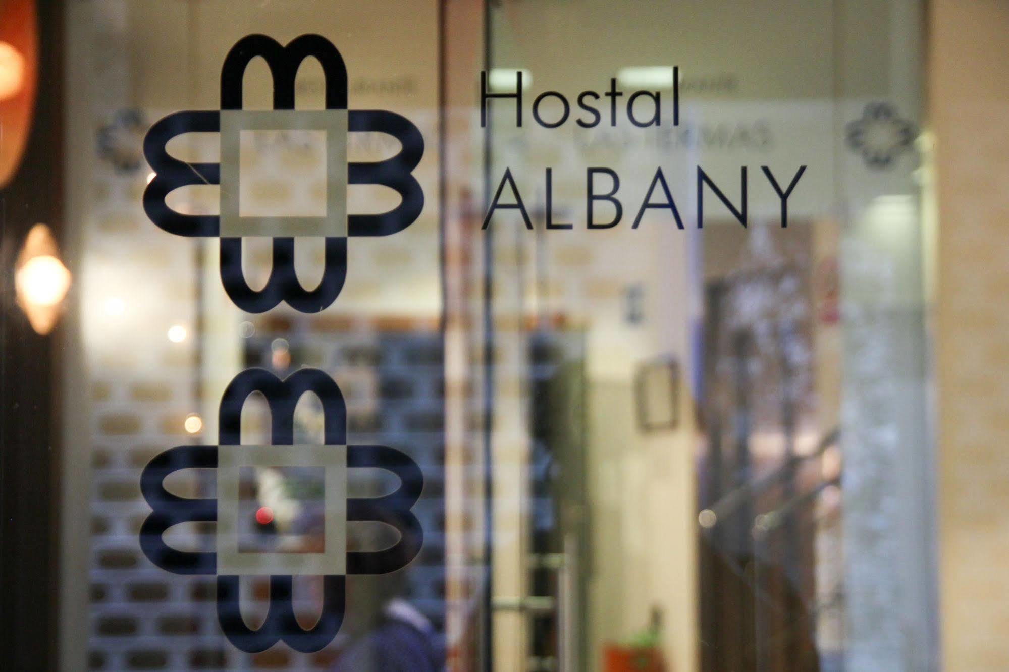 Hostal Albany León Buitenkant foto